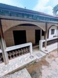Villa Avec Parking 3Chmabres 2Douches,, Yaoundé, Immobilier au Cameroun