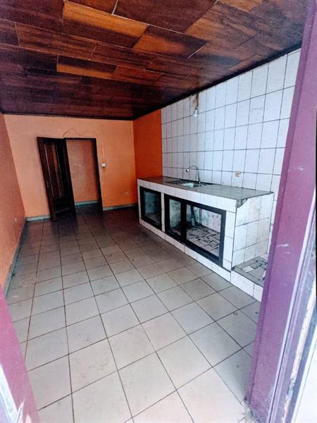 Villa Avec Parking 3Chmabres 2Douches J &  J CORPORATION