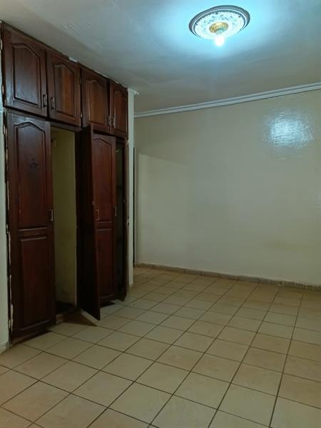 Somptueux Duplex Avec Baignoire Forage Espace Vert À Ngousso 6Chambres 8Douches 2Salle À Manger J &  J CORPORATION