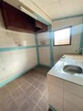 Villa Avec Eau Chaude Parking À Essos,, Yaoundé, Immobilier au Cameroun