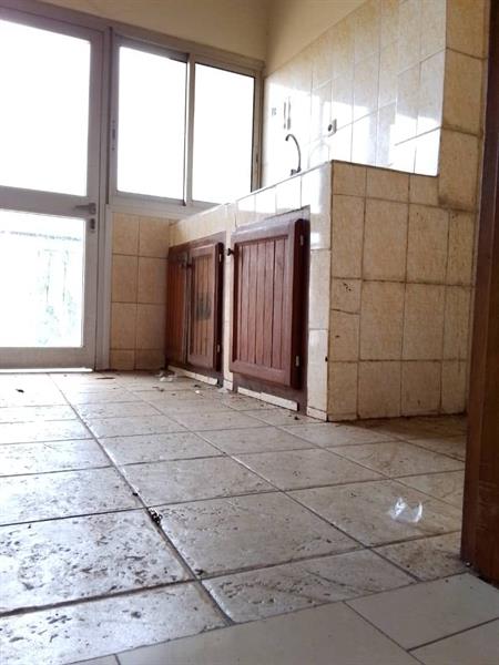 Appartement Avec Parking À Ekoumdoum 3Chambres 3Douches 