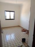 Apparement Neuf Avec Forrage Gardien Parking À Essos,, Yaoundé, Immobilier au Cameroun