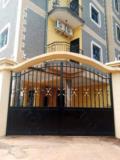 Studio Avec Clim Caméra De Surveillance Parking À Elevveurr Borrdure De Route,, Yaoundé, Immobilier au Cameroun