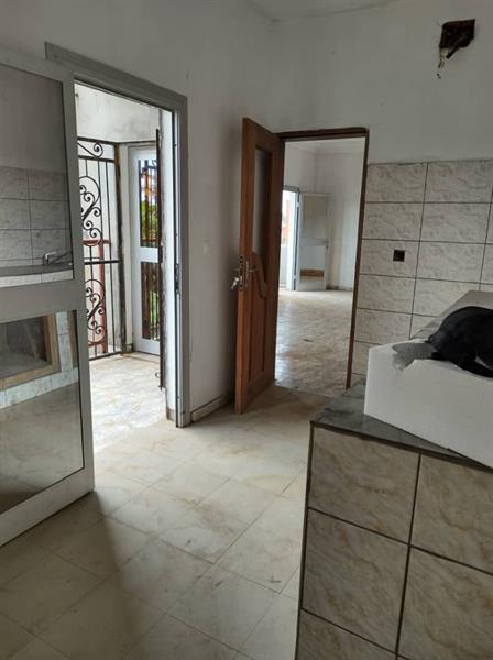 Appartement Neuf Avec Eau Chaude Gardien Forage À Odza B10 2Chambres 2Douches 