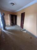 Appartement Neuf Avvec Garrdien Forage Parking Etokoss 2Chambres 2Douches,, Yaoundé, Immobilier au Cameroun