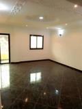 Bel Appartement Enbordure De Route Avec Eau Chaude Groupe Electrogene Gardien Reserve D'eau,, Yaoundé, Immobilier au Cameroun