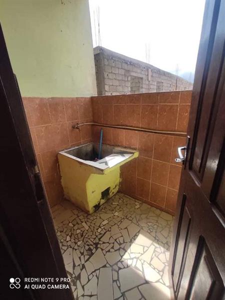 Appartement Avvec Parking À Biteng 2Chambrres 1Douche 