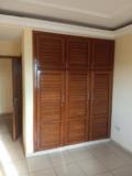 Apartementt Avvec Parrking À Essomba 2Chambres 2Douches,, Yaoundé, Immobilier au Cameroun