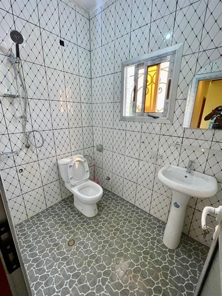 Appartement Neuf Avec Parrking Forage À Mendong 2Chmabrres 1Douche 