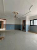 Beau Studioavec Parrking Forrage À Simbock,, Yaoundé, Immobilier au Cameroun