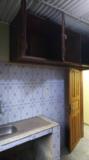Appartement Pourr Burreau Ou Habitation À Damas Bordure De Route Avec Parking Forage,, Yaoundé, Immobilier au Cameroun