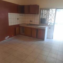 Appartement Avvec Parrking Camra De Surveillance Eau Chaude Gardienbaignoire Forrage À Mvan,, Yaoundé, Cameroon Real Estate