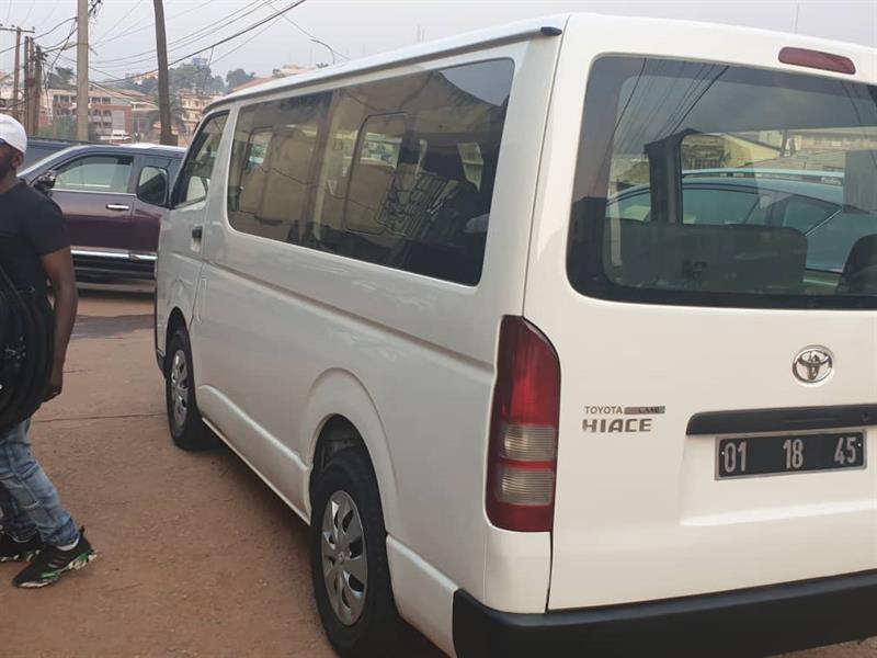 Toyota Hiace 2015 