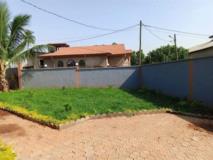 Duplex Meublé Haut Standing À Nkoabang Avec Eau Chaude Gardien Parking Forage Clim Prepayé,, Yaoundé, Immobilier au Cameroun