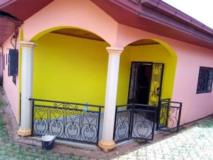 Villa Avec Parking À Awae,, Yaoundé, Immobilier au Cameroun