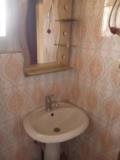Vaste Studio Avec Parking Eau Chaude Gardien À Awae,, Yaoundé, Immobilier au Cameroun