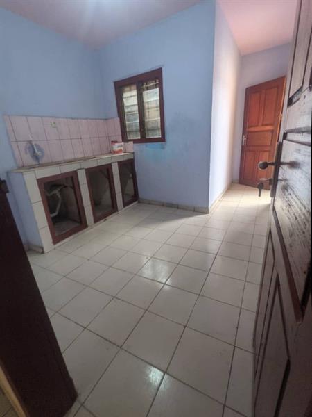 Appartement À Biyem Assi 