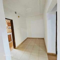 Bel Appartement Avec Parking À Louer À Mimboman,, Yaoundé, Immobilier au Cameroun