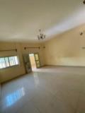 Vaste Appartement Avec Gardien  Parking À Ngousso,, Yaoundé, Immobilier au Cameroun
