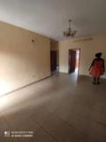 Magnifique Appartement Avec Parking Forage À Awae,, Yaoundé, Immobilier au Cameroun