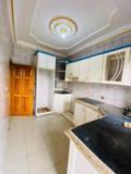 Bel Appartement Avec Clim Eau Chaude Gardien Parking Forage À Damas,, Yaoundé, Immobilier au Cameroun