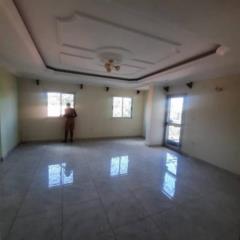 Magnifique Appartement Trés Chic Avec Eau Chaude Gardien Parking Forage À Nkoabang,, Yaoundé, Cameroon Real Estate