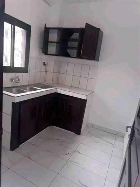 Bel Appartement Avec Eau Chaude Espace Vert Parking À Mobil Omnisports 