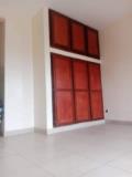 Bel Appartement Avec Eau Chaude Baignoire Gardien Parking Forage À Ngousso,, Yaoundé, Immobilier au Cameroun