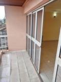 Bel Appartement Spacieux Avec Gardien Parking Externe À Titi Garage,, Yaoundé, Immobilier au Cameroun