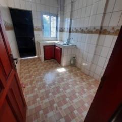 Appartement Neuf Spacieux Au Carrefour Nkoabang Avec Eau Chaude Parking Gardien Forage,, Yaoundé, Immobilier au Cameroun