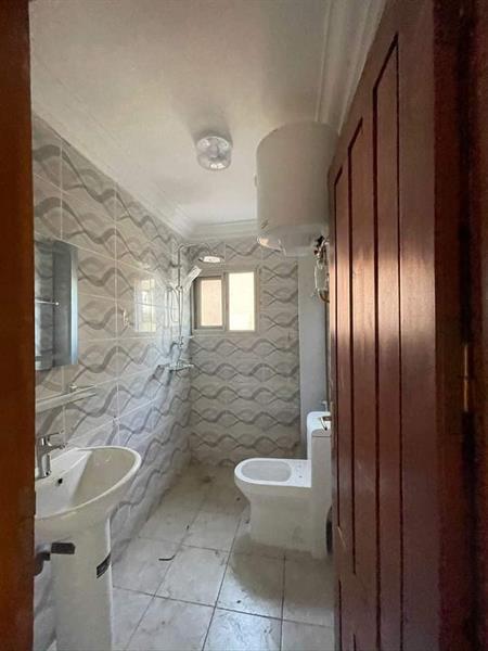 Bel Appartement Neuf Haut Standing À Nkolfoulou Avec Eau Chaude Gardien Parking 
