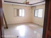 Duplex Avec Clim,Baignoire Parking 5 Voitures À Omnisport ,Accès Goudronné,, Yaoundé, Immobilier au Cameroun