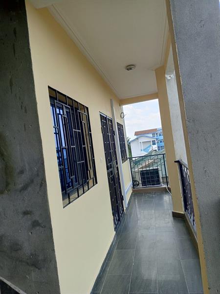 Appartement Neuf Avec Prépayé Forage Parking À Yassa Douala 