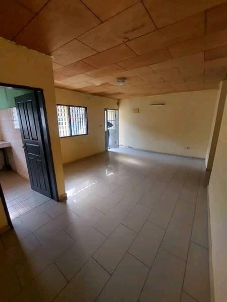 Appartement Individuel À Simbock Moto 100Frc 