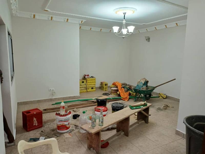 Bel Appartement Neuf À Etoudi 