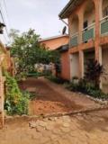 Duplex Avec Clim Forage Parking À Nsam Obam,, Yaoundé, Immobilier au Cameroun