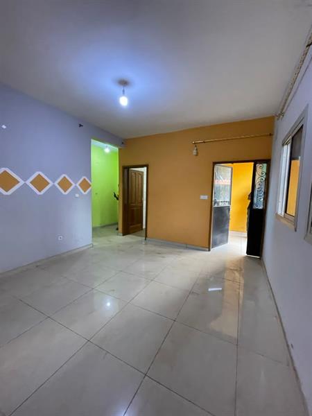 Magnifique Appartement Avec Parking Forage À Ngousso 