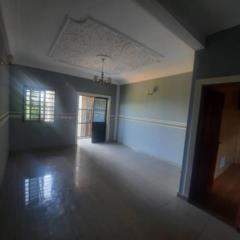 Bel Appartement Neuf À Nkoabang 10 Eme Arret Avec Parking Forage Eau Chaude,, Yaoundé, Immobilier au Cameroun