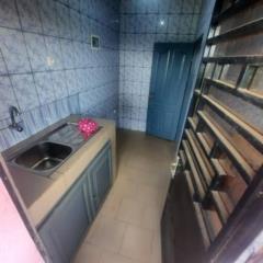 Studio Avec Parking Forage Au Carrefour Nkoabang,, Yaoundé, Immobilier au Cameroun