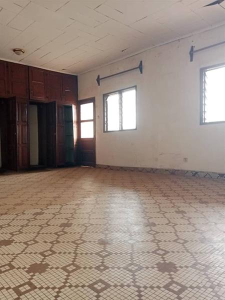Duplex Pour Bureaux Ou Habitation À Omnisports 