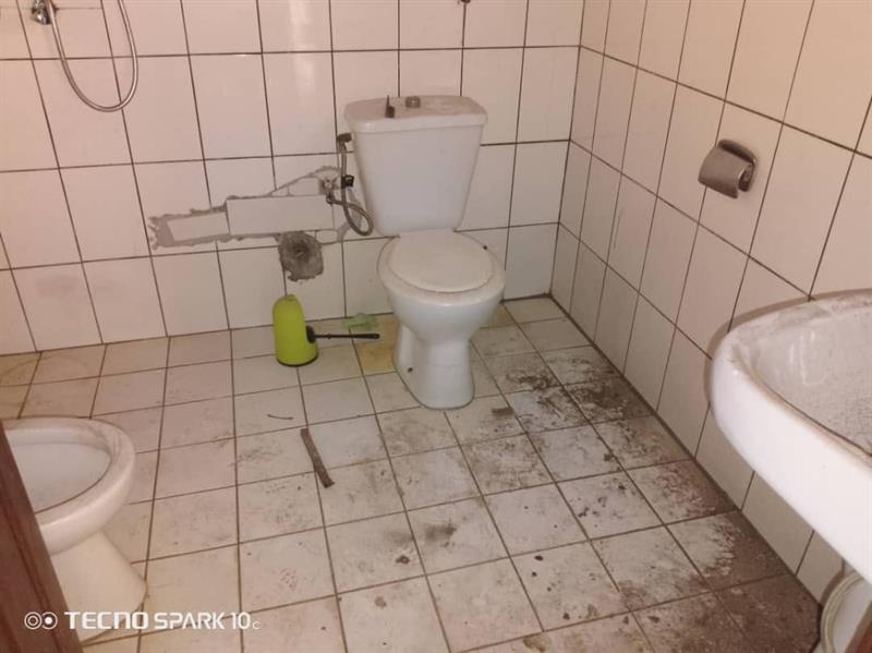 Duplex Avec Clim Parking De 5Voitures À Omnisports 
