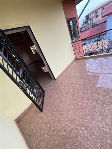 Appartement Neuf Avec Parking Forage Gardien À Fougerole 