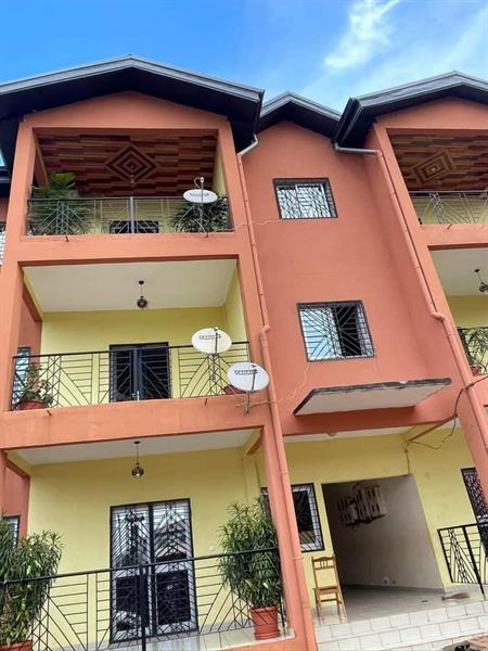 Appartement Neuf Avec Parking Forage Gardien À Fougerole 