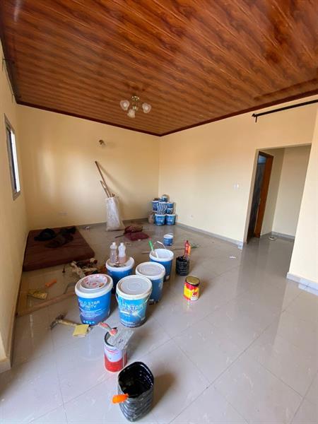 Bel Appartement Neuf Avec Forage À Nsimeyong 