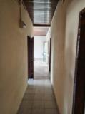 Bel Appartement Avec Baignoire Eau Chaude Parking À Essos Bordure De Goudron Secondaire,, Yaoundé, Cameroon Real Estate