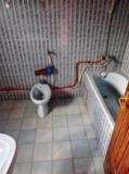 Bel Appartement Avec Baignoire Eau Chaude Parking À Essos Bordure De Goudron Secondaire,, Yaoundé, Immobilier au Cameroun