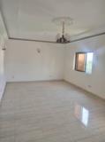 Appartement Et Studio Pour Bureaux Avec Eau Chaude Gardien Parking À Bastos,, Yaoundé, Immobilier au Cameroun