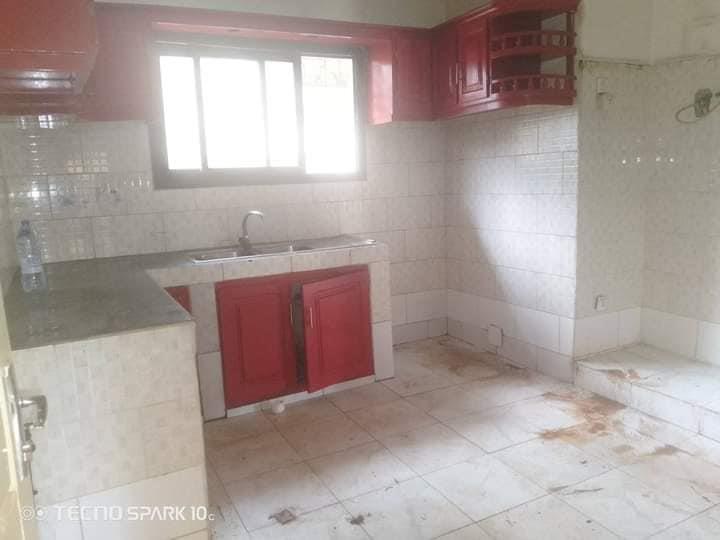 Villa Avec Parking 3 Voitures À Omnisports 