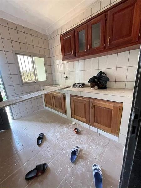 Appartement Avec Eau Chaude Parking À Fouda Bordure De Route 