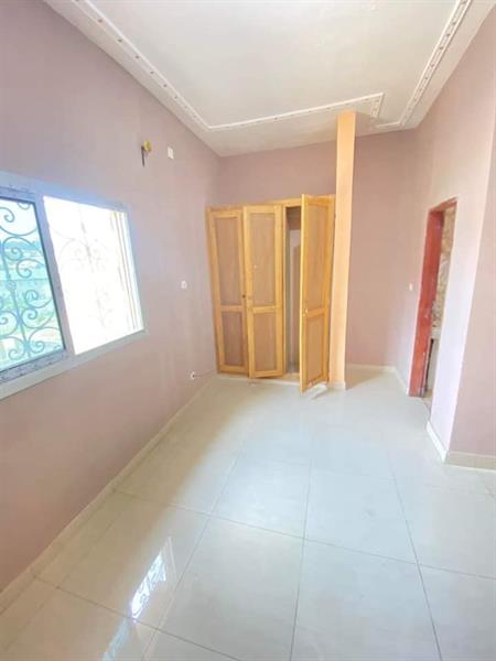 Appartement Avec Parking Forage À Etoudi Accés Goudronné 